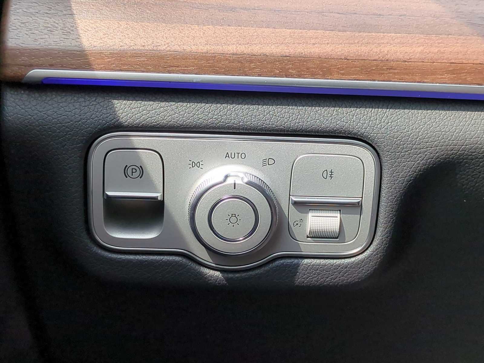 Thumbnail: 2025 Mercedes-Benz GLS - 29