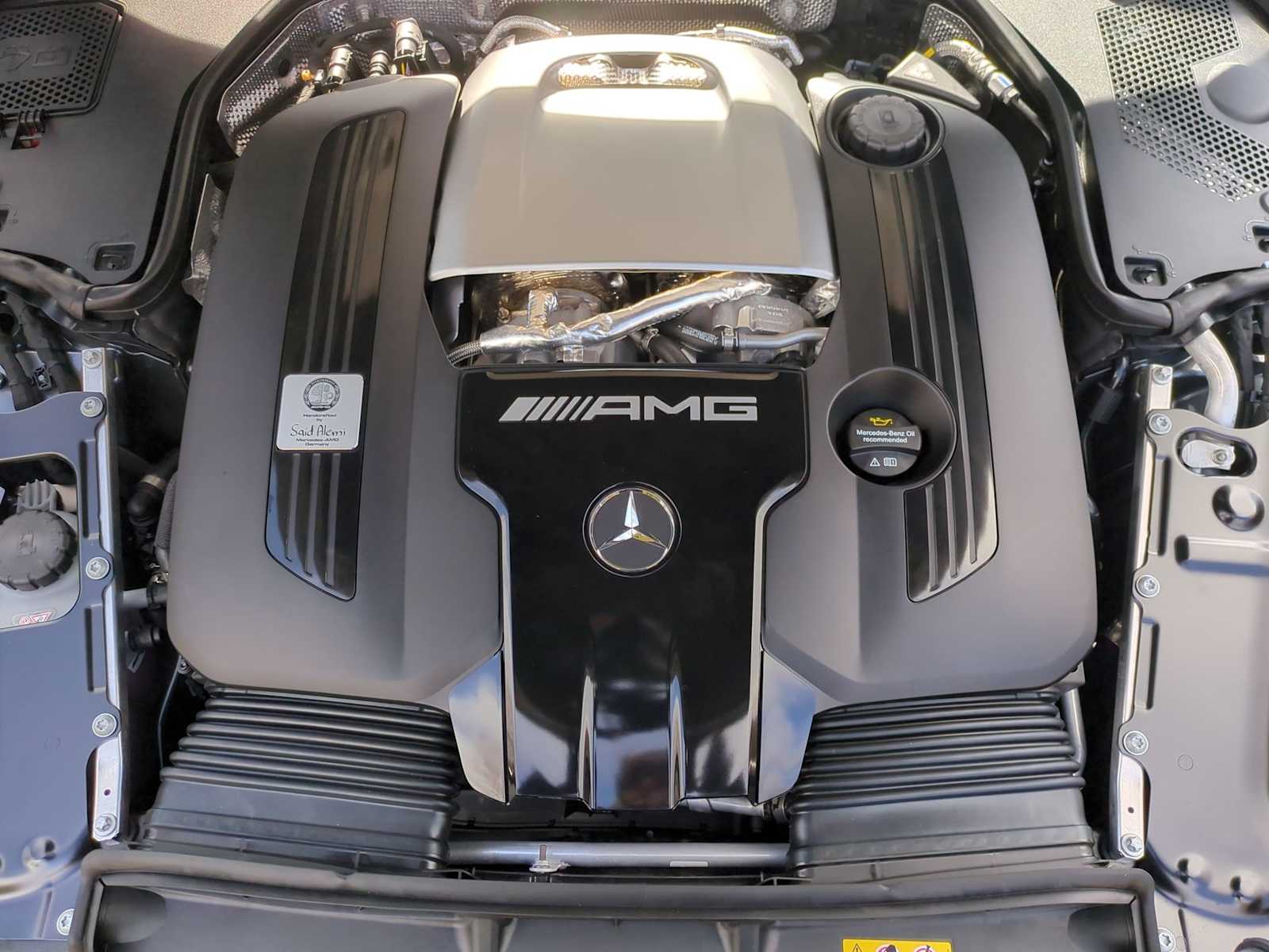 Thumbnail: 2025 Mercedes-Benz AMG GT - 15