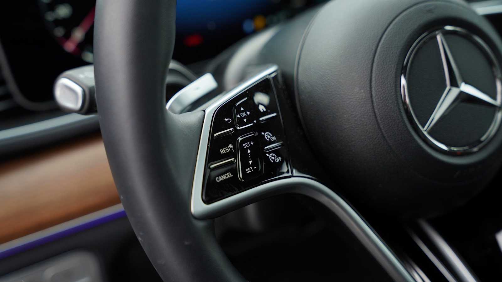 Thumbnail: 2026 Mercedes-Benz GLE - 17