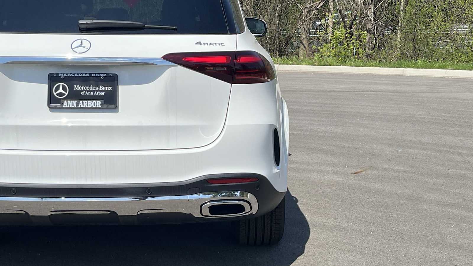 Thumbnail: 2026 Mercedes-Benz GLE - 20