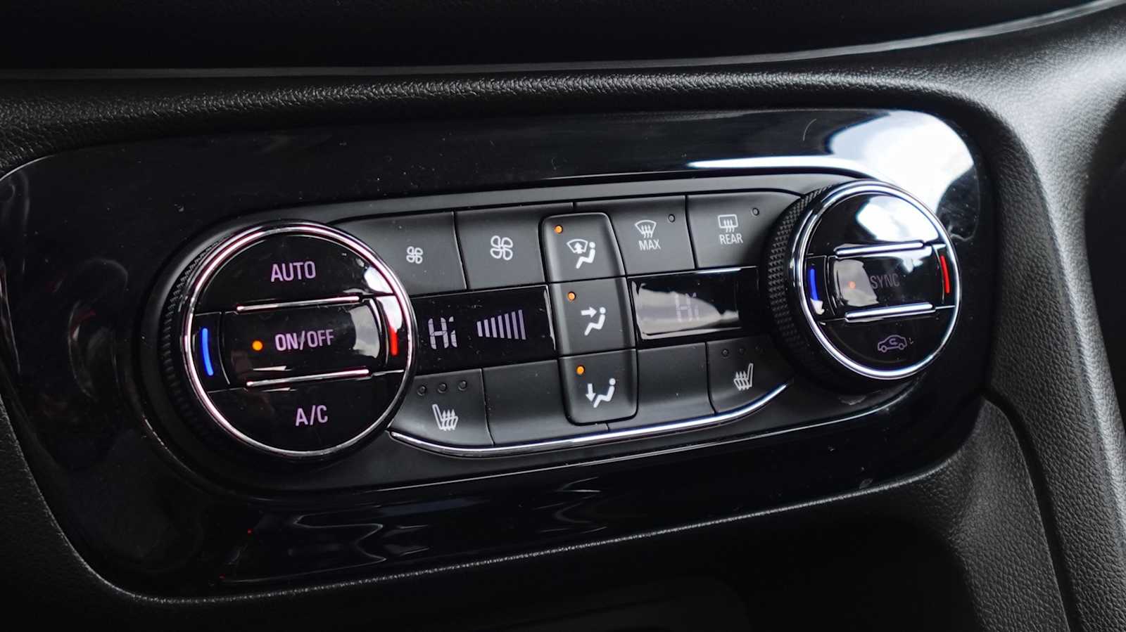 Thumbnail: 2020 Buick Encore GX - 34