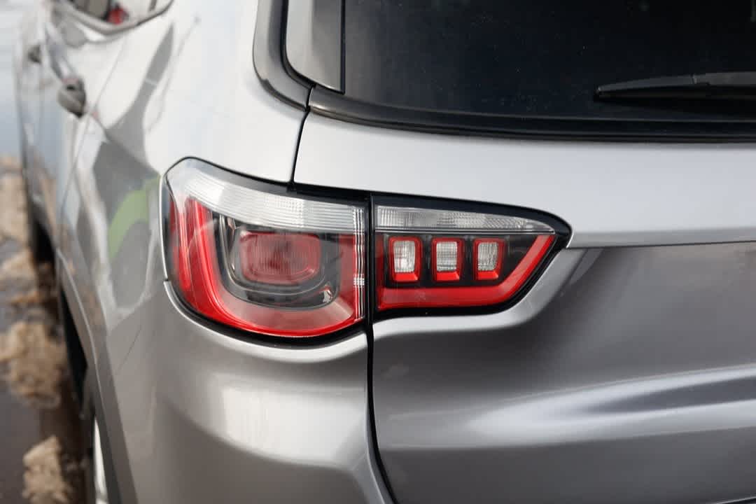 Thumbnail: 2018 Jeep Compass - 26