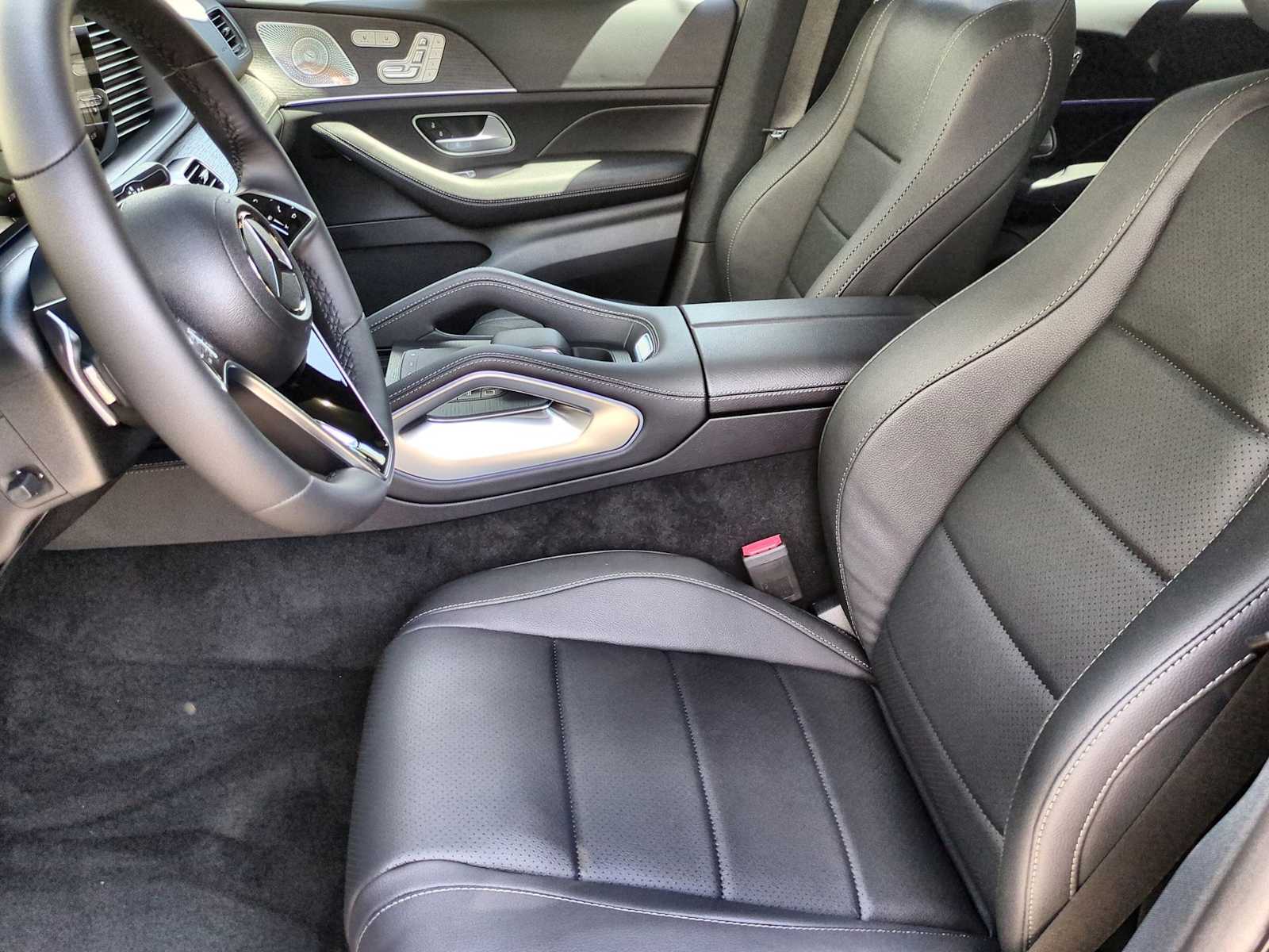 Thumbnail: 2026 Mercedes-Benz GLE - 17