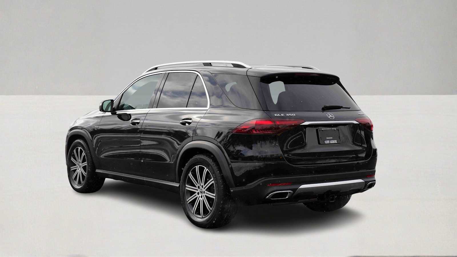 Thumbnail: 2026 Mercedes-Benz GLE - 7