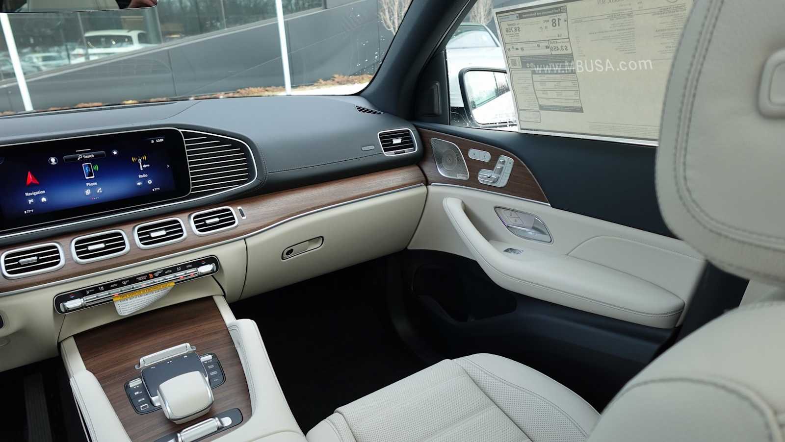 Thumbnail: 2026 Mercedes-Benz GLE - 46