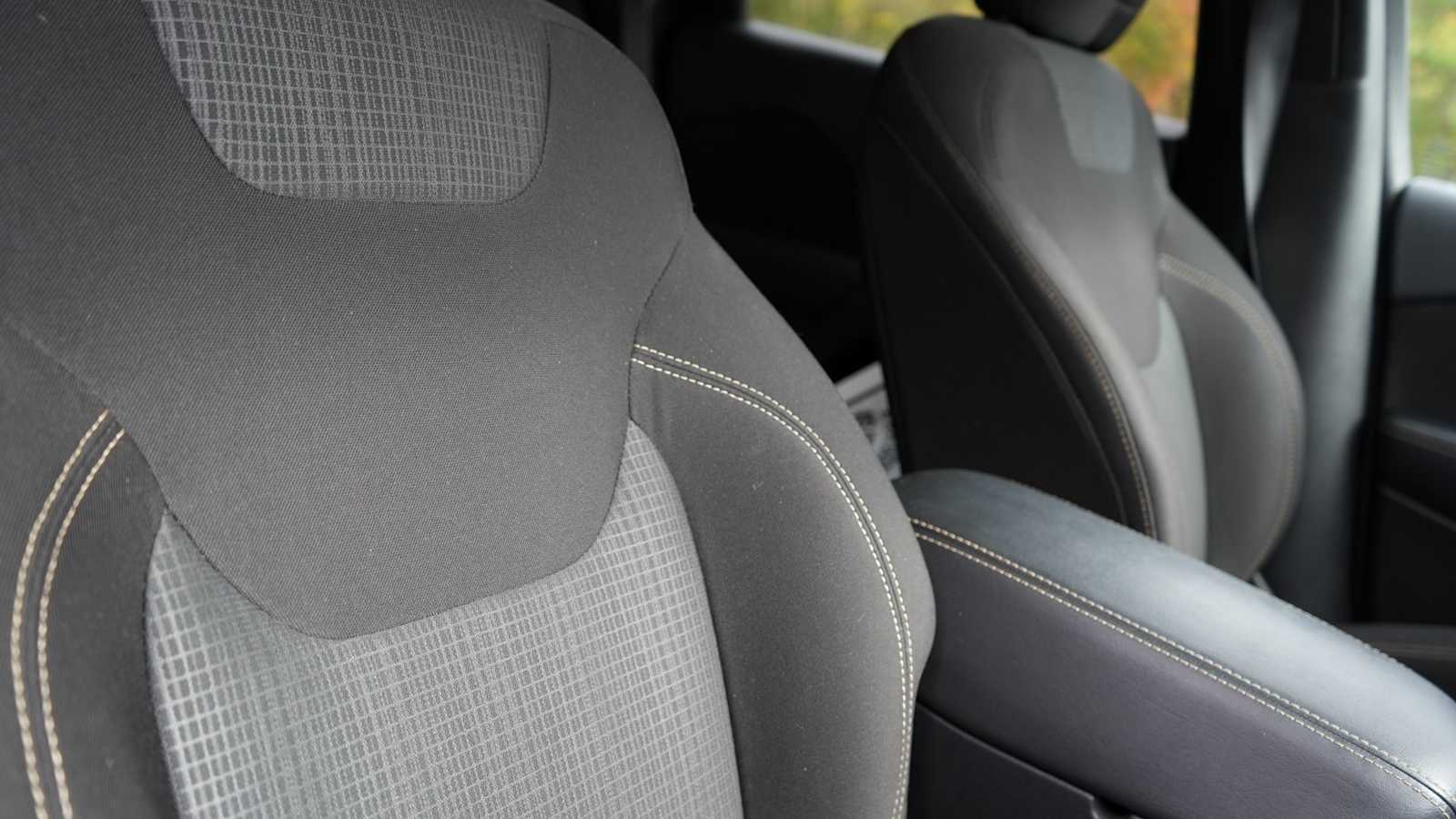 Thumbnail: 2016 Jeep Cherokee - 40