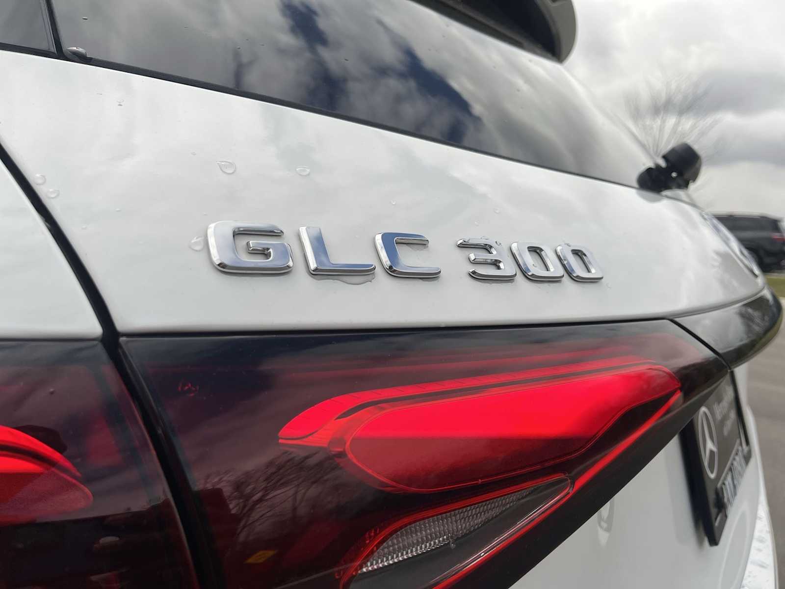 Thumbnail: 2026 Mercedes-Benz GLC - 18