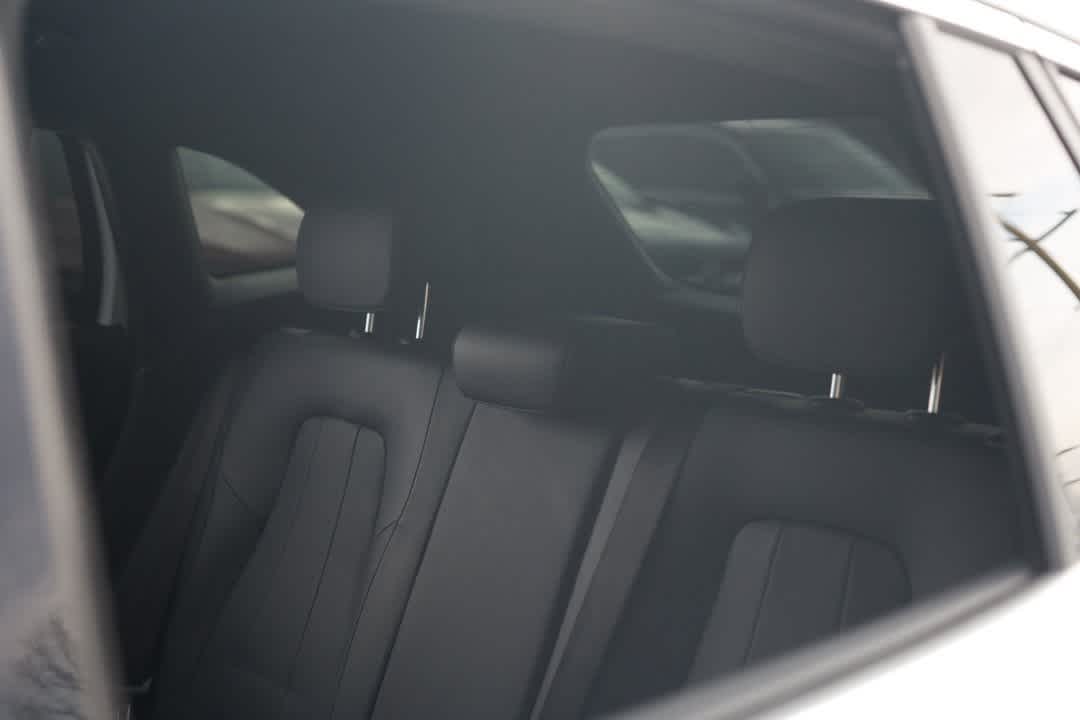 Thumbnail: 2023 Mercedes-Benz GLA - 21