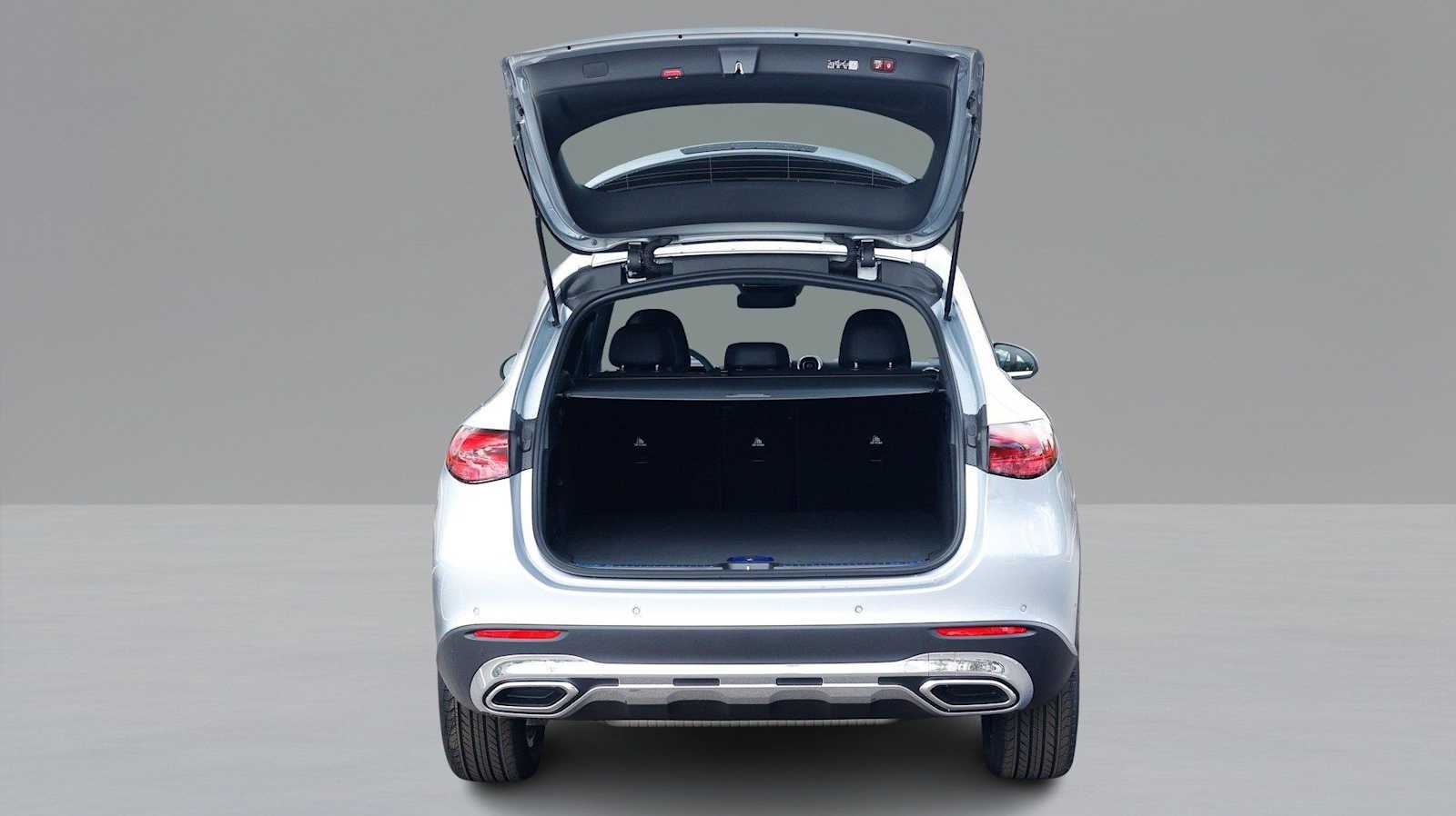 Thumbnail: 2026 Mercedes-Benz GLC - 7