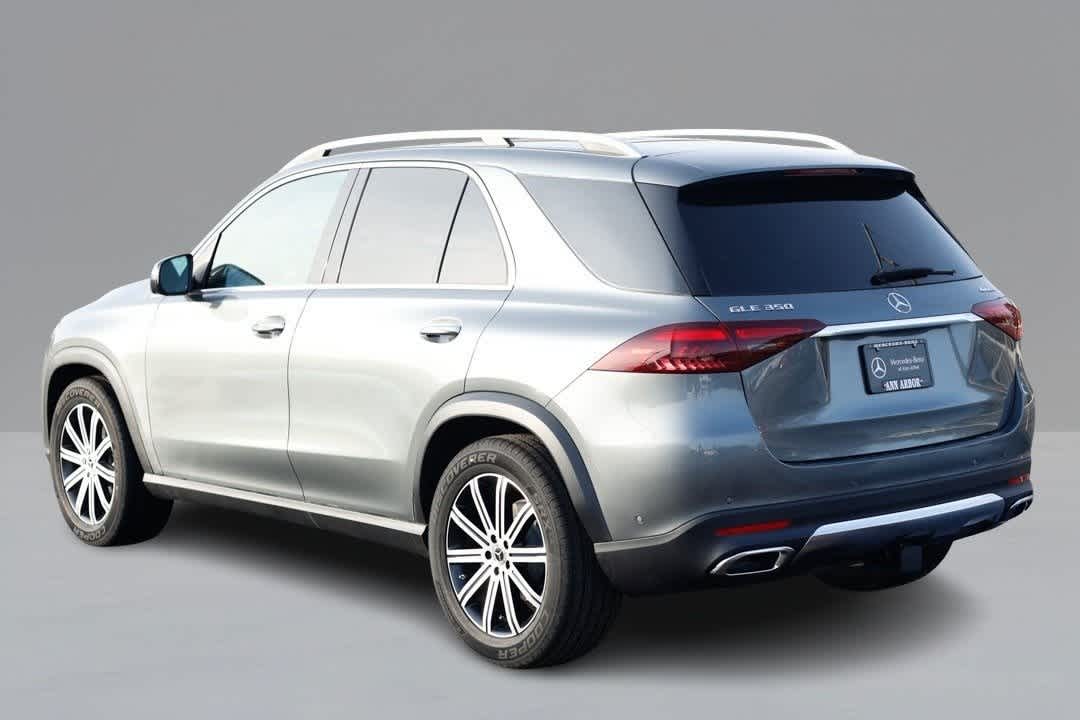 Thumbnail: 2026 Mercedes-Benz GLE - 7