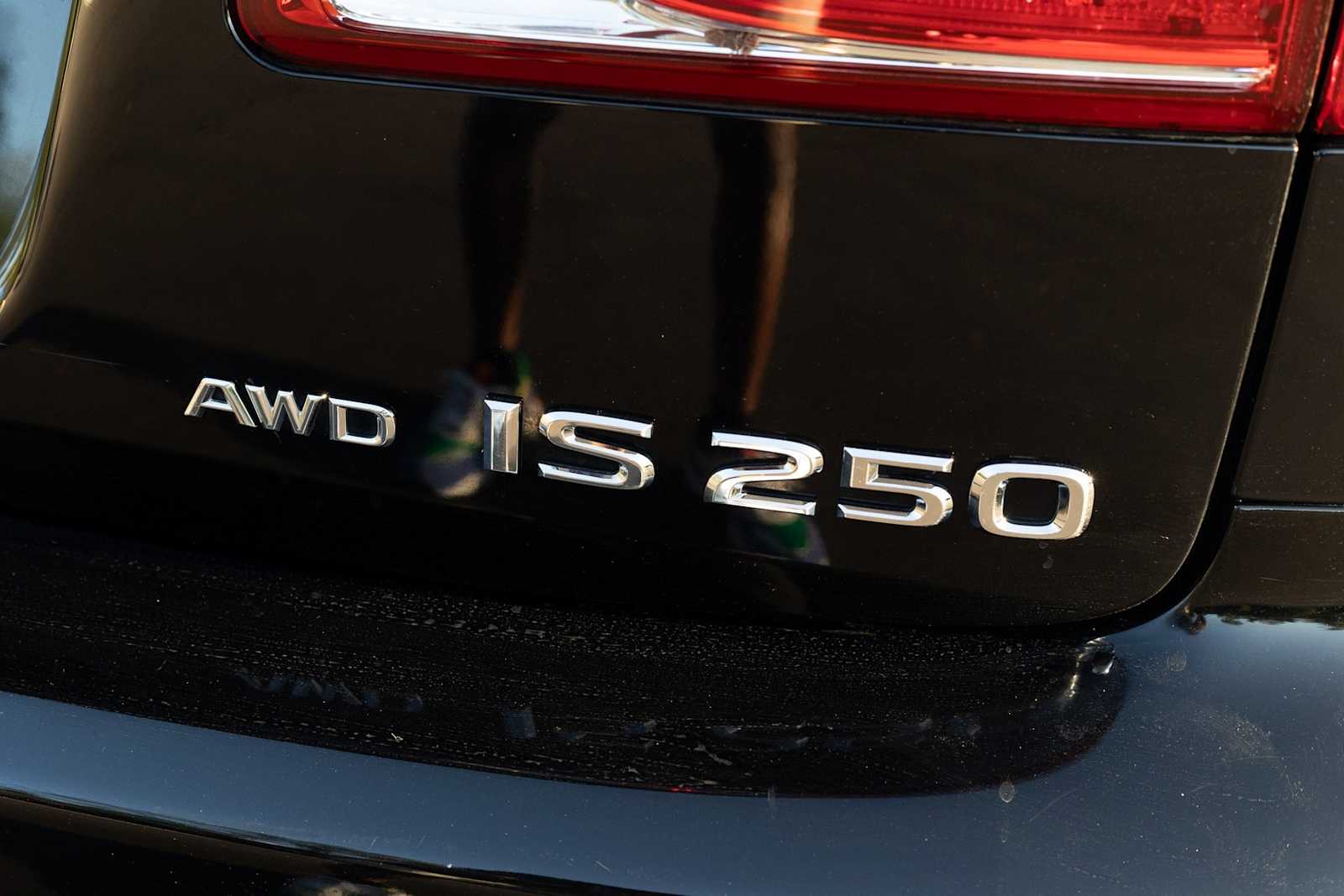 Thumbnail: 2010 Lexus IS - 18