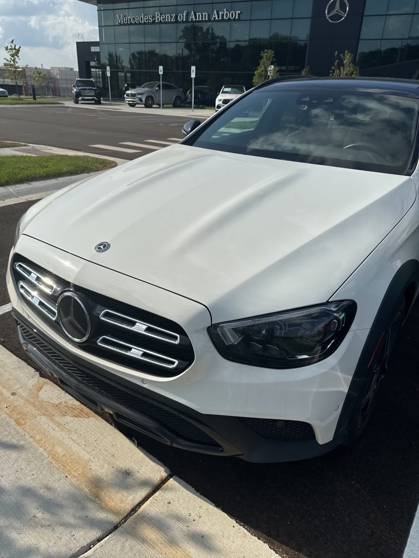 Thumbnail: 2021 Mercedes-Benz E-Class - 11
