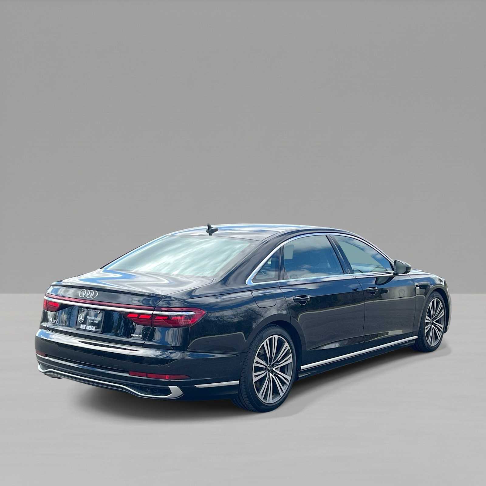 Thumbnail: 2023 Audi A8 - 5