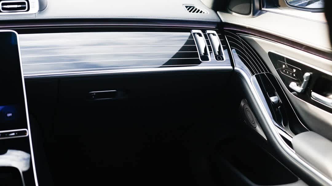 Thumbnail: 2023 Mercedes-Benz S-Class - 28