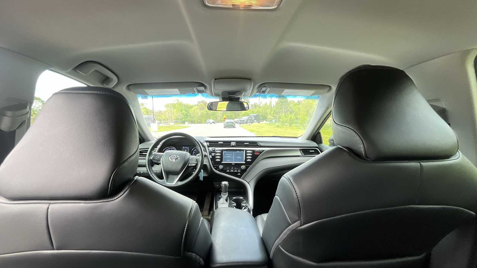 Thumbnail: 2020 Toyota Camry - 13