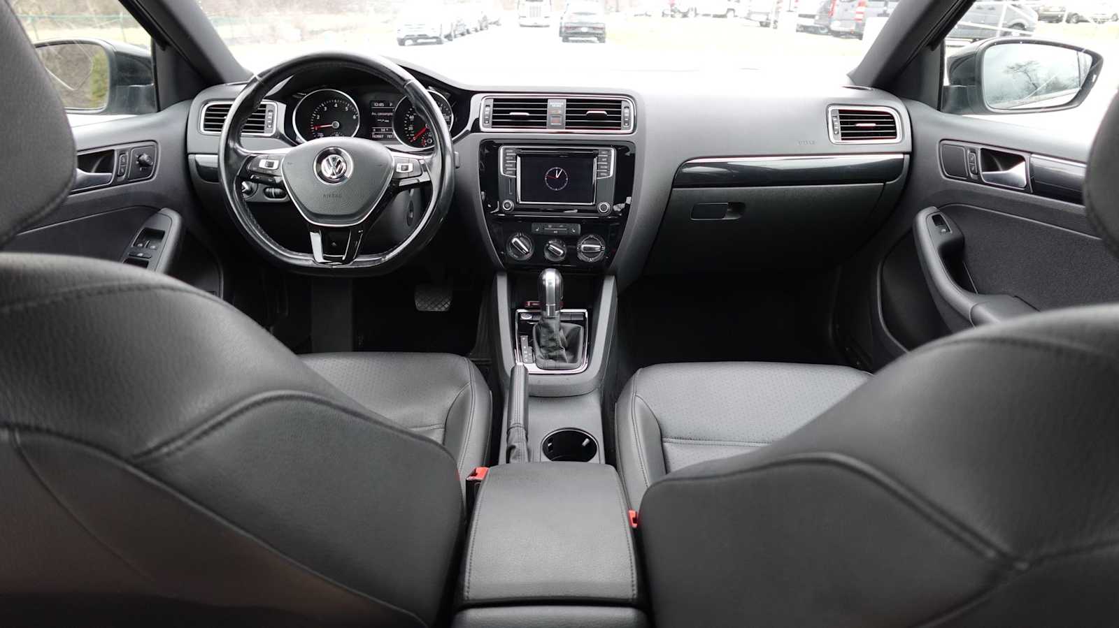 Thumbnail: 2018 Volkswagen Jetta - 40