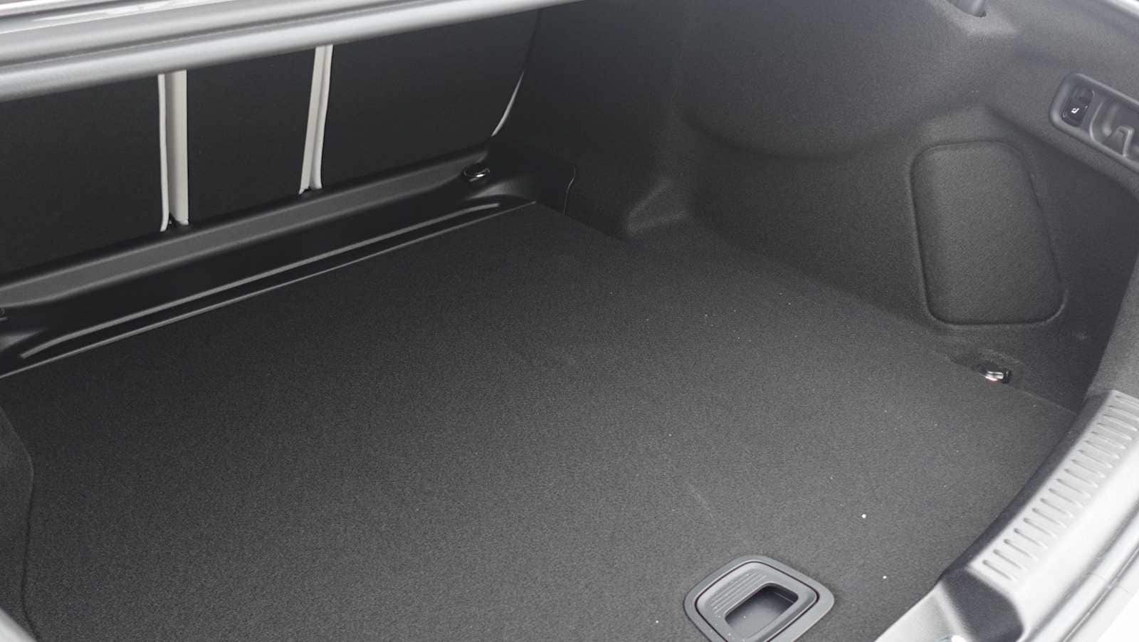 Thumbnail: 2026 Mercedes-Benz E-Class - 19