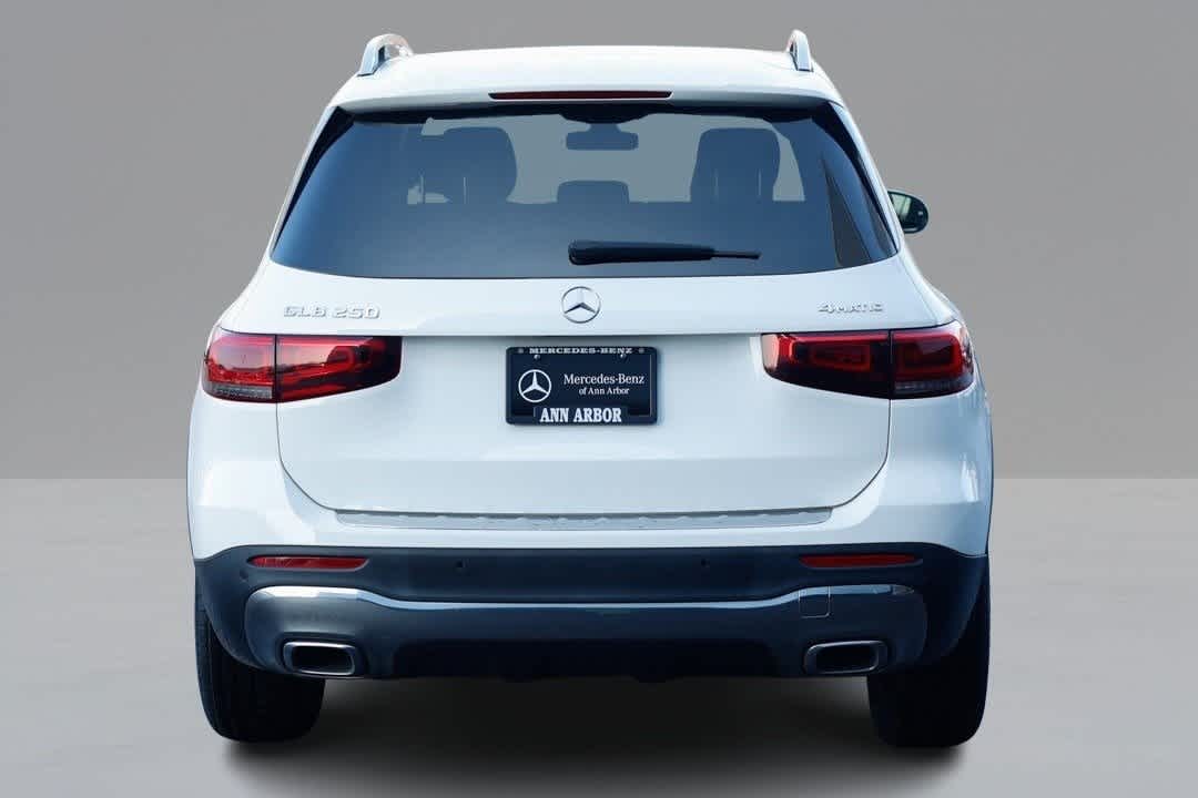 Thumbnail: 2022 Mercedes-Benz GLB - 6