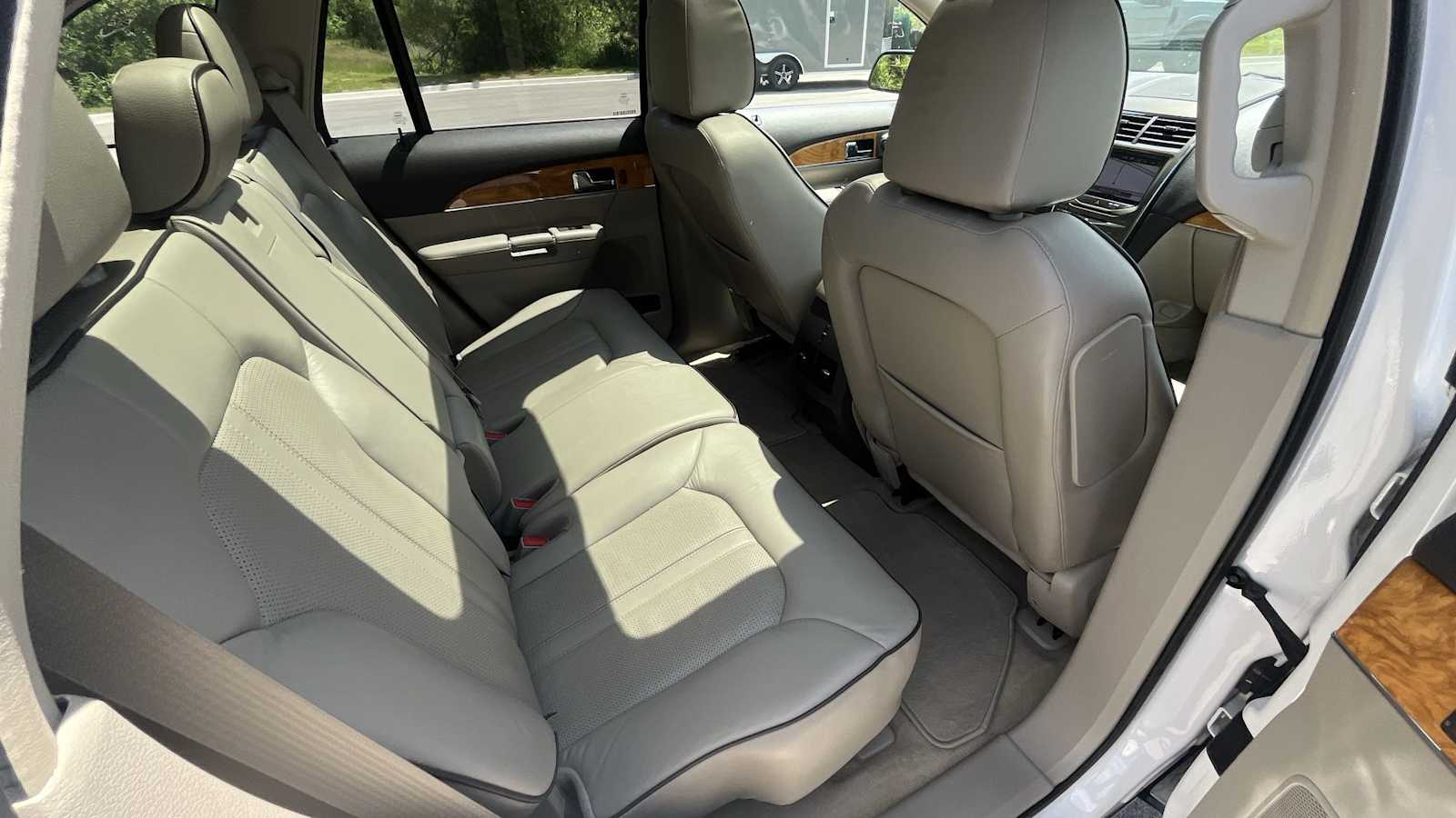 Thumbnail: 2013 Lincoln MKX - 11