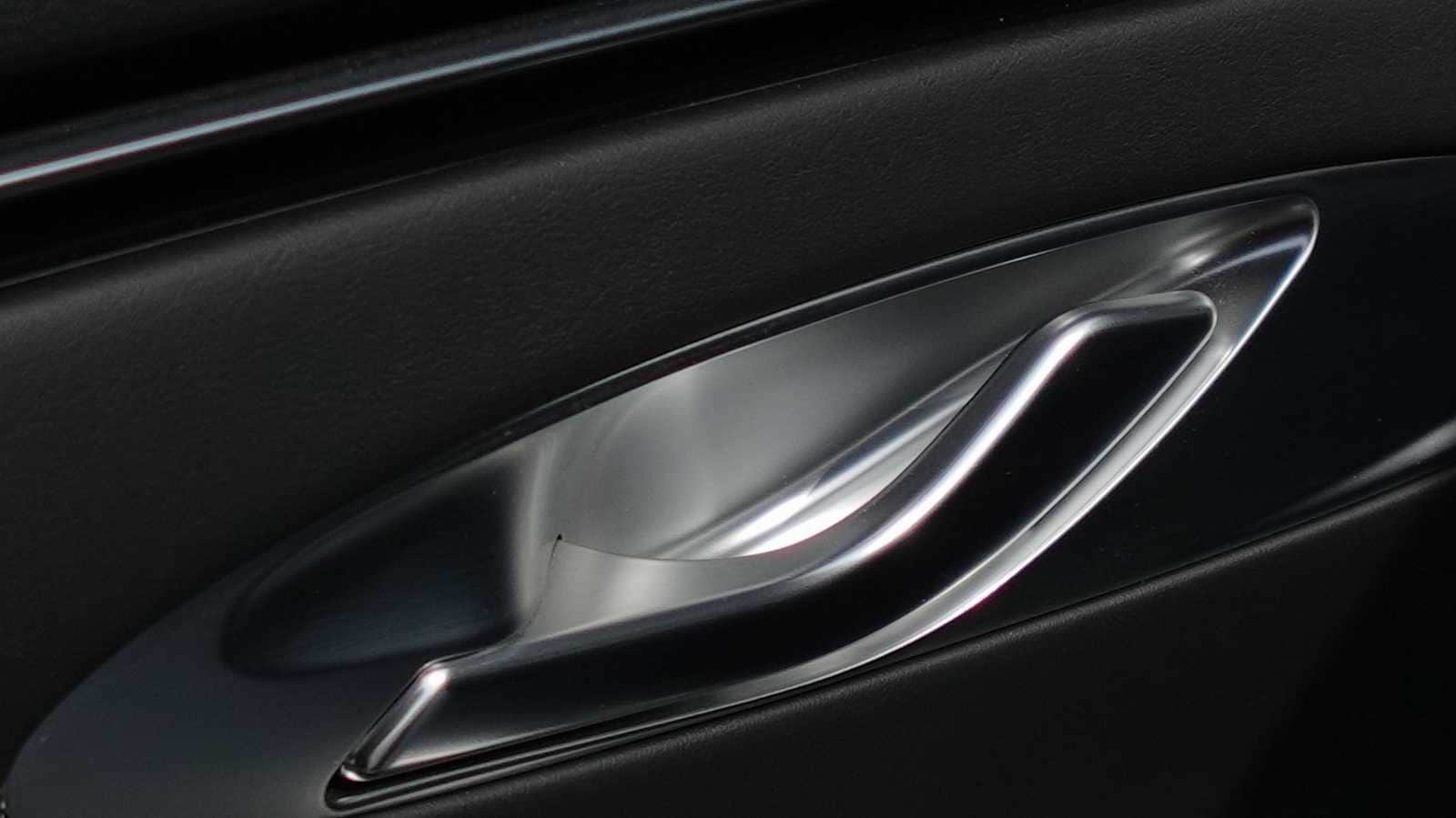 Thumbnail: 2025 Genesis GV70 - 46