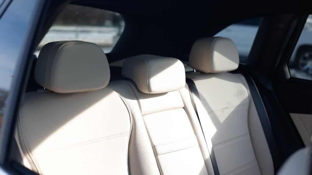 Thumbnail: 2024 Mercedes-Benz GLC - 13