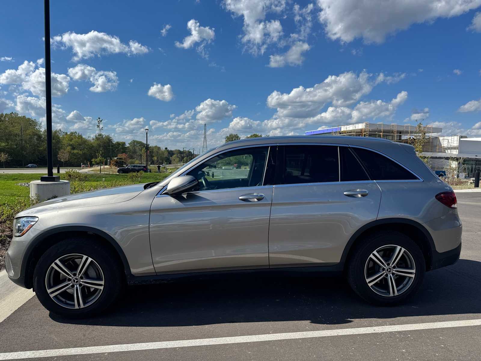 2020 Mercedes Benz GLC 300 4MATIC photo 2
