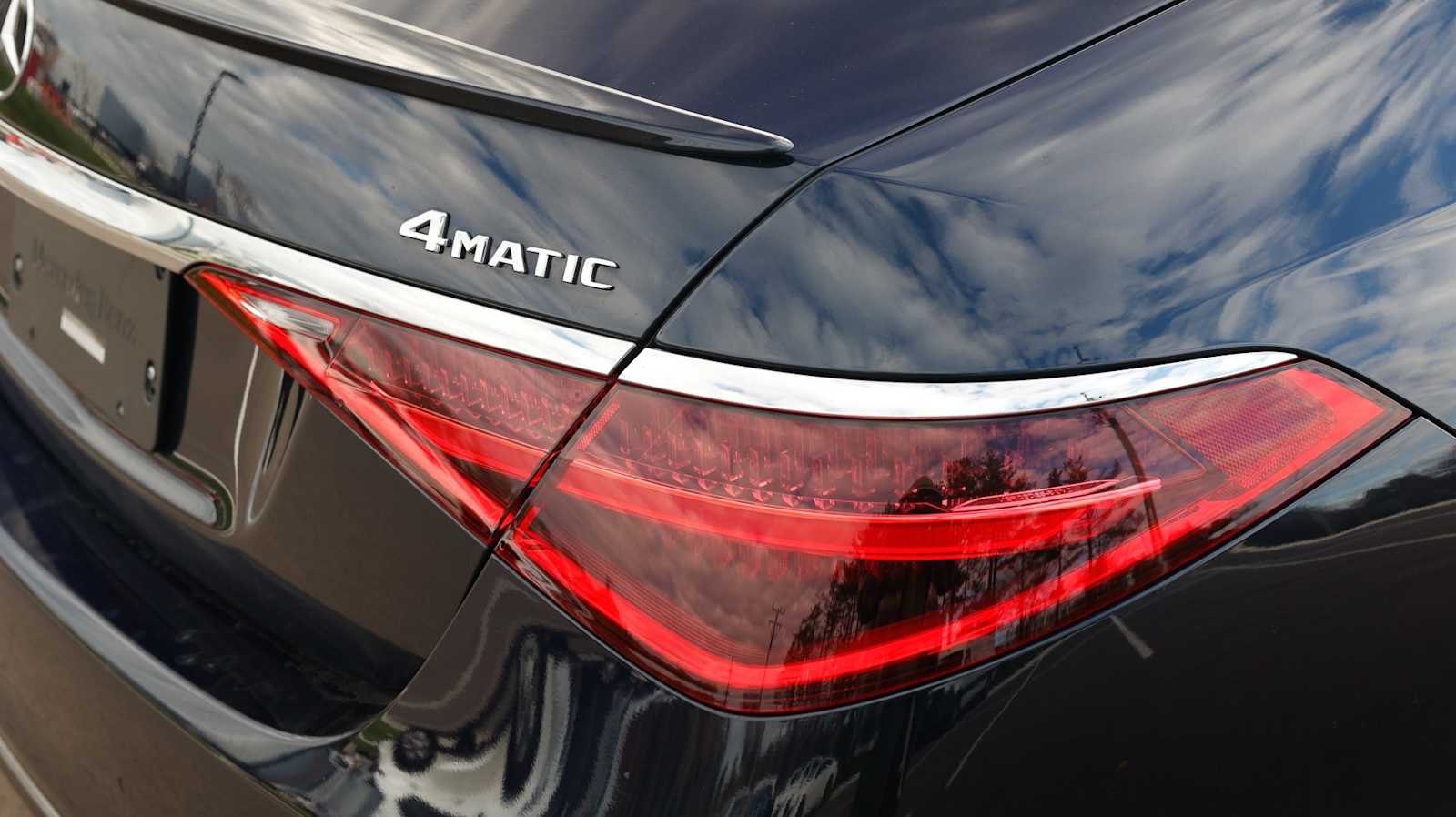 Thumbnail: 2023 Mercedes-Benz S-Class - 24