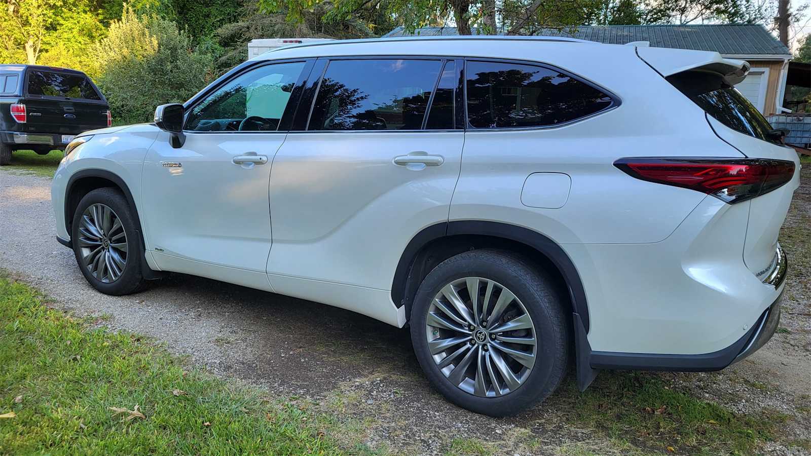 Thumbnail: 2020 Toyota Highlander - 15