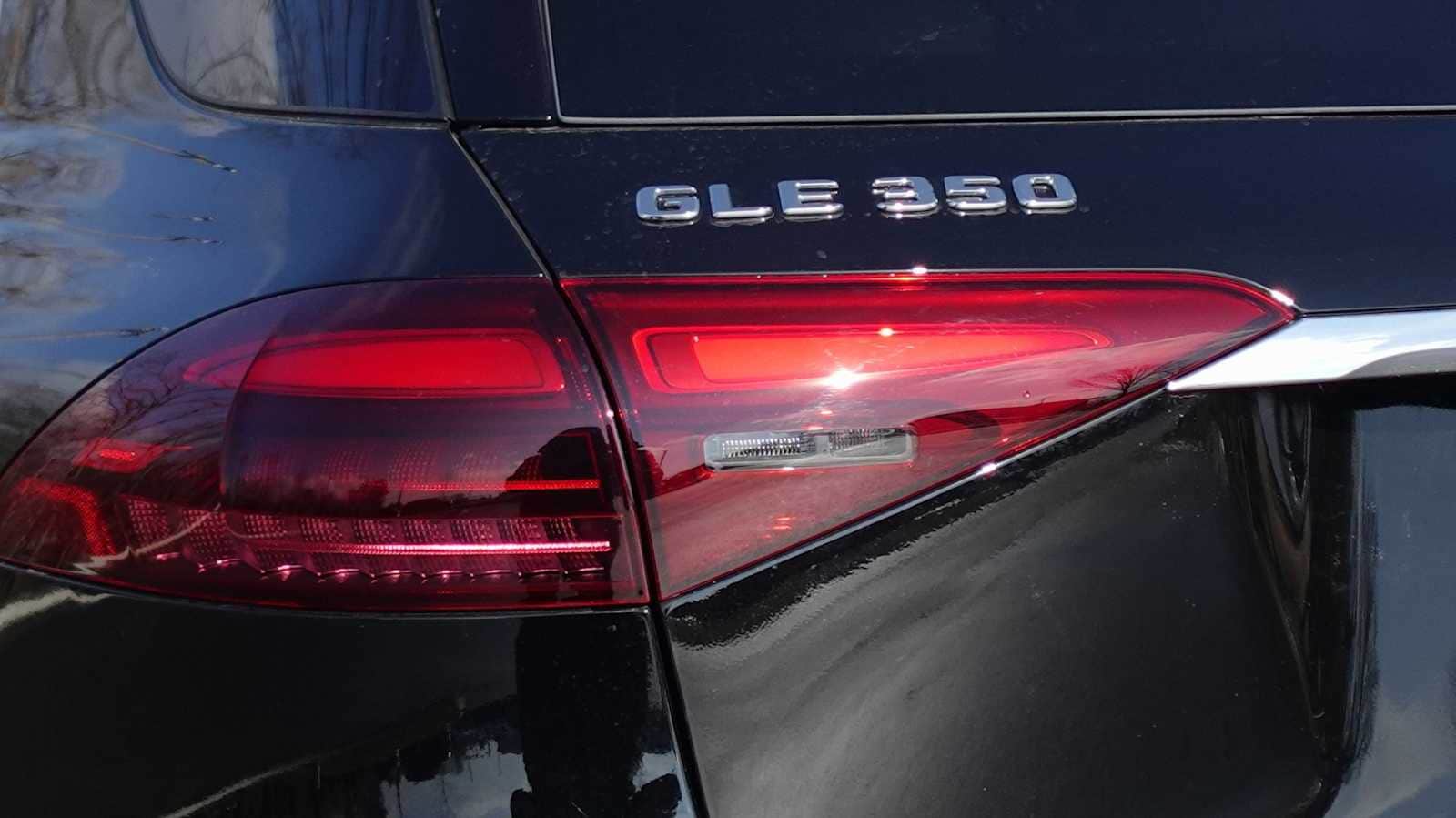 Thumbnail: 2026 Mercedes-Benz GLE - 14