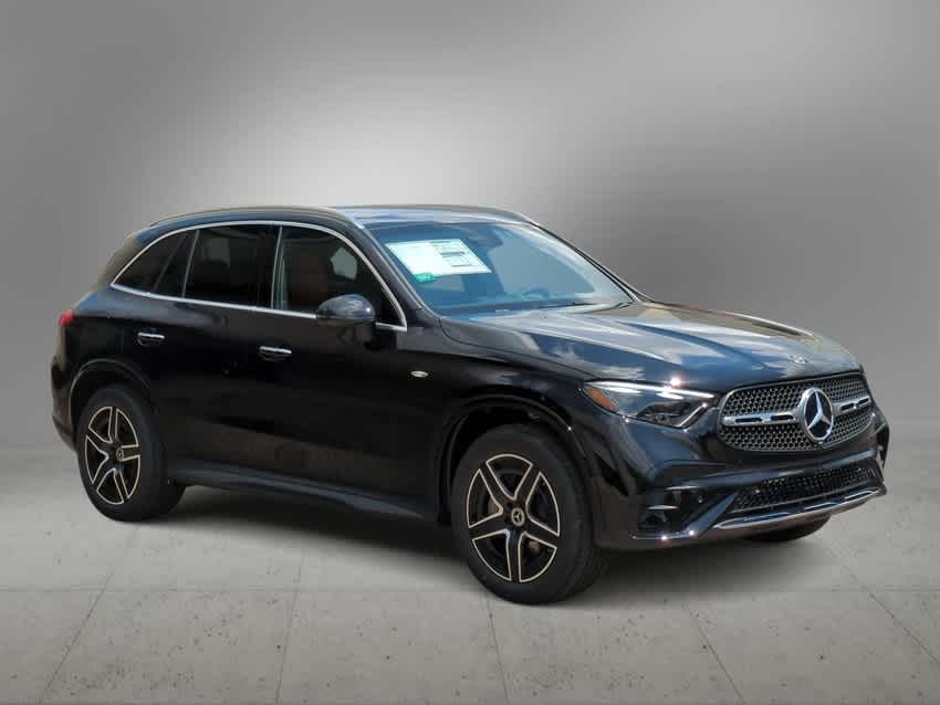 2025 Mercedes Benz GLC 350e 4MATIC photo 2