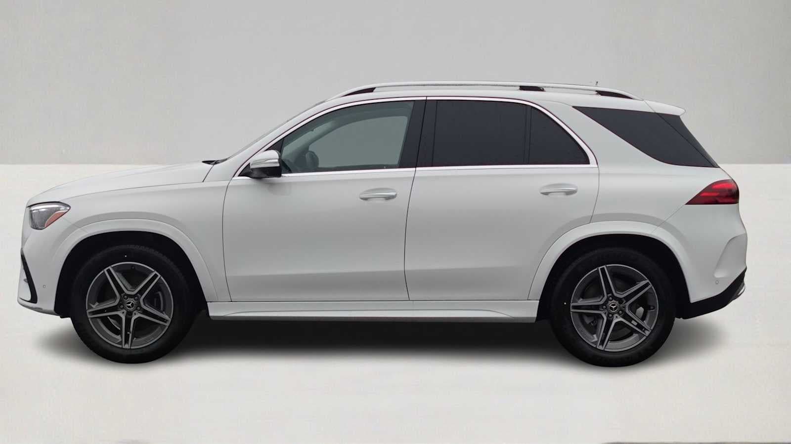 Thumbnail: 2026 Mercedes-Benz GLE - 8