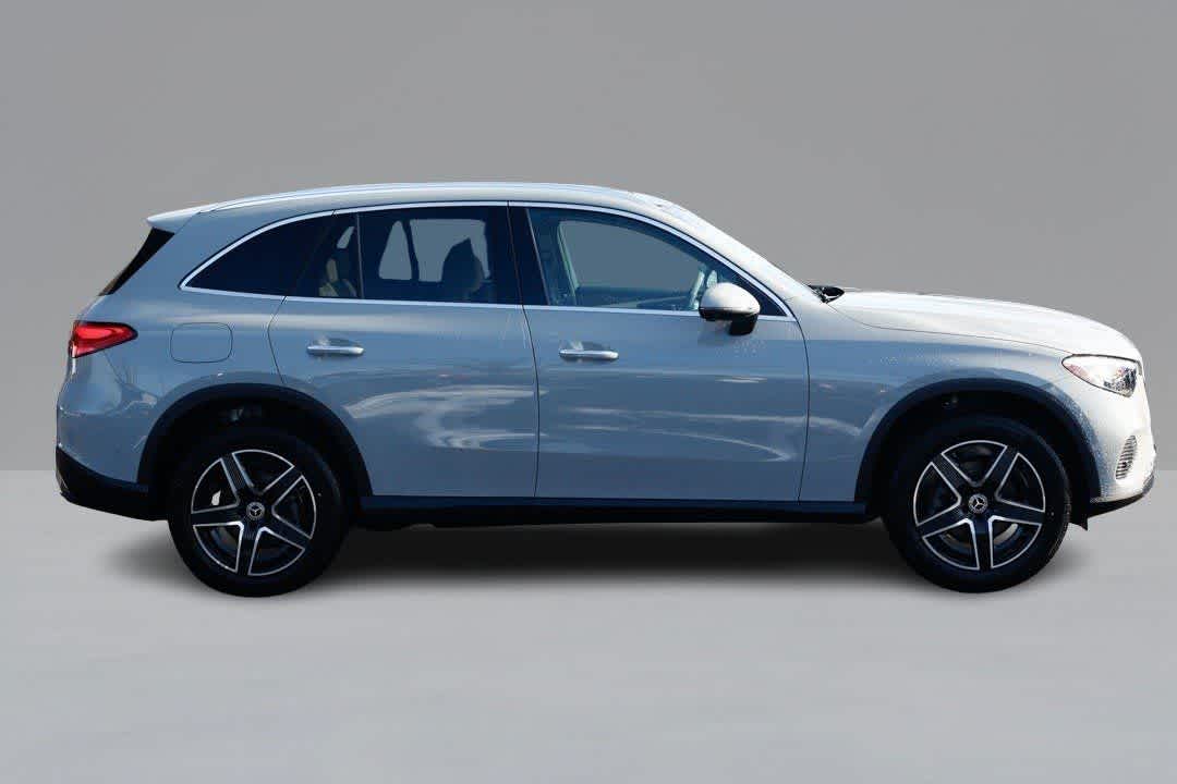 Thumbnail: 2026 Mercedes-Benz GLC - 4