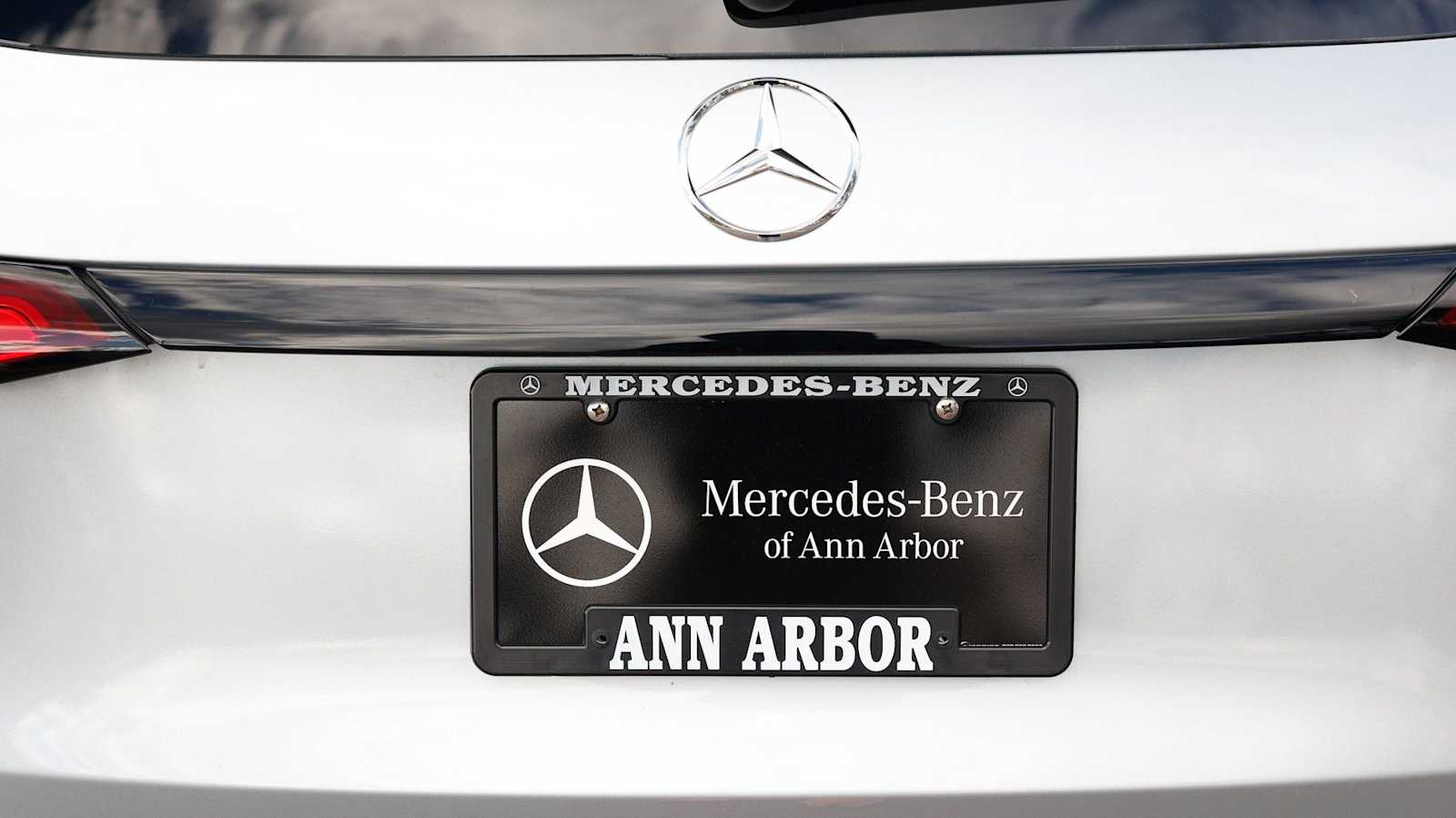 Thumbnail: 2026 Mercedes-Benz GLC - 15