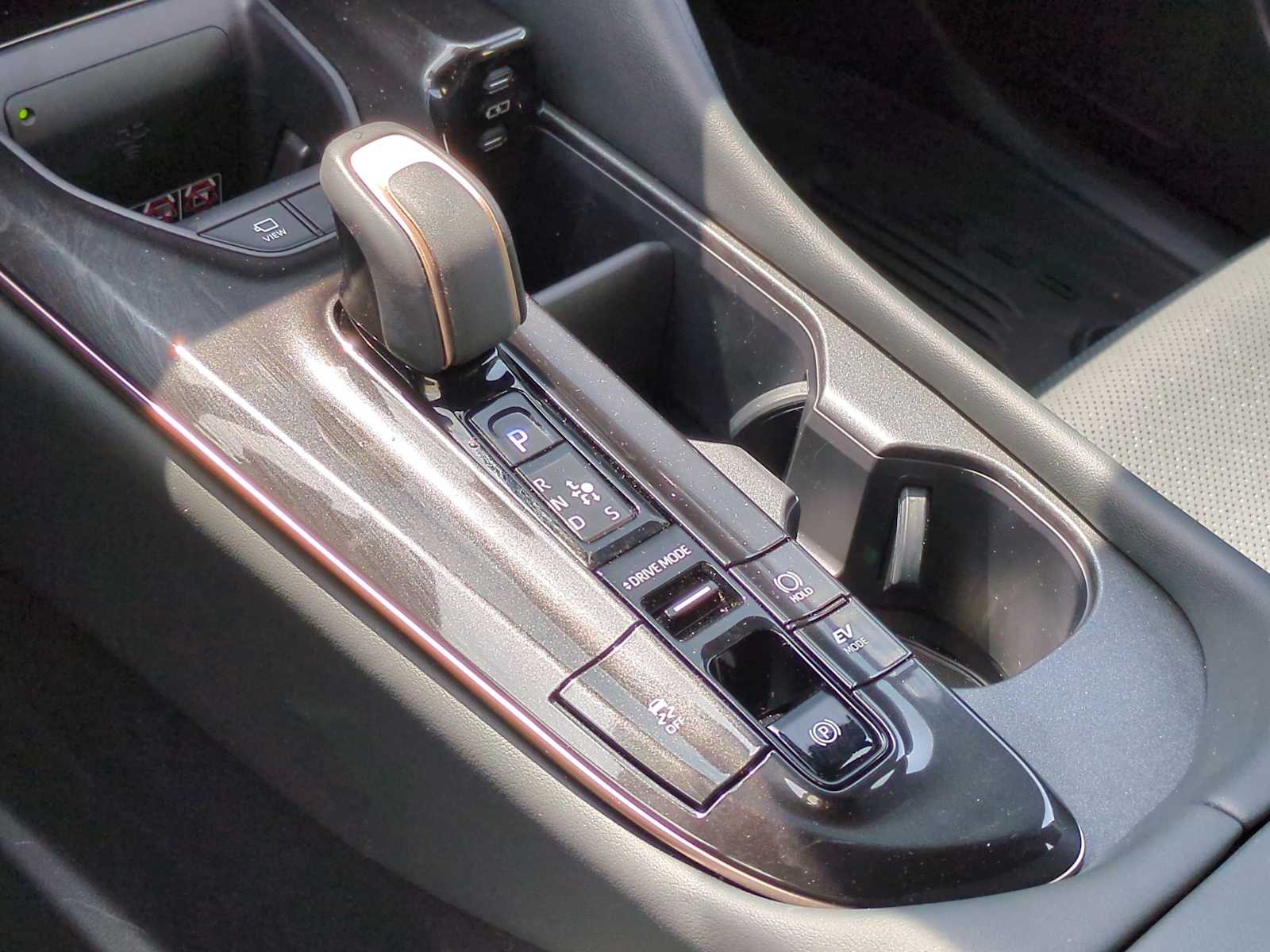 Thumbnail: 2025 Toyota Crown Signia - 35