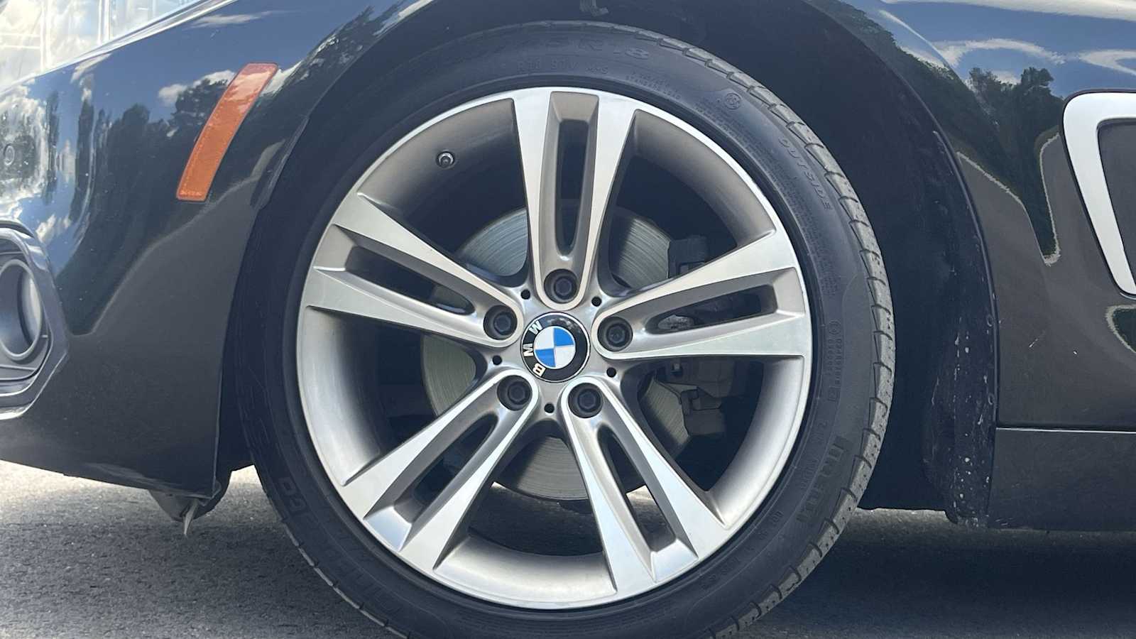 Thumbnail: 2015 BMW 4 Series - 26