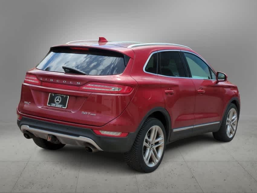 Thumbnail: 2017 Lincoln MKC - 8