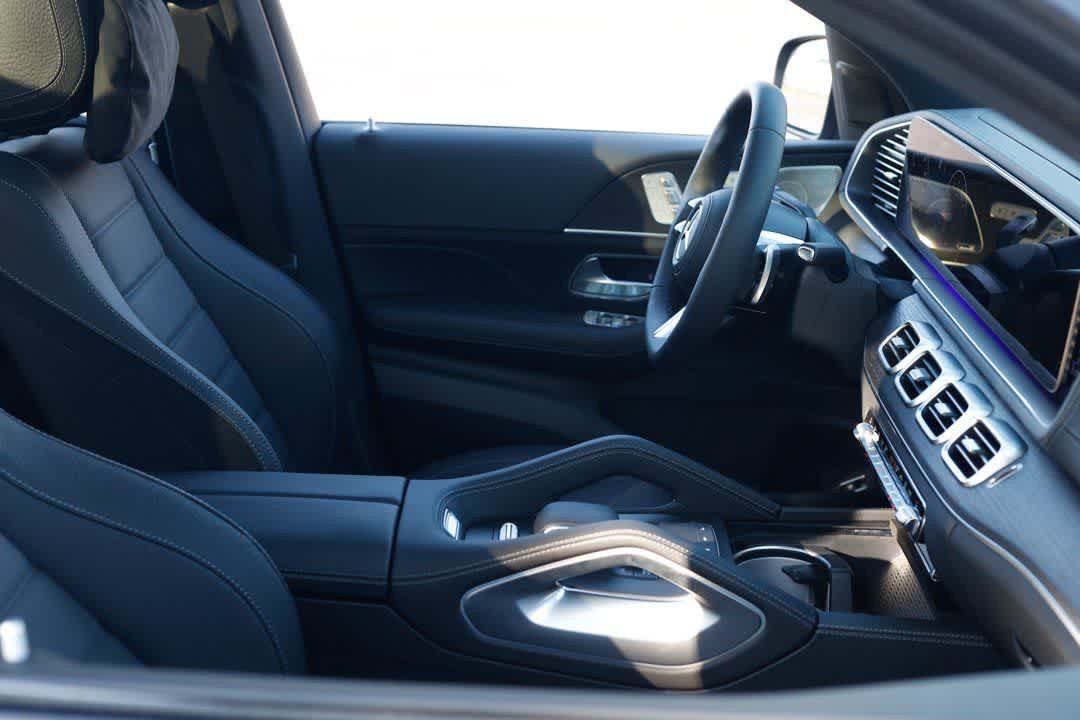 Thumbnail: 2026 Mercedes-Benz GLS - 13