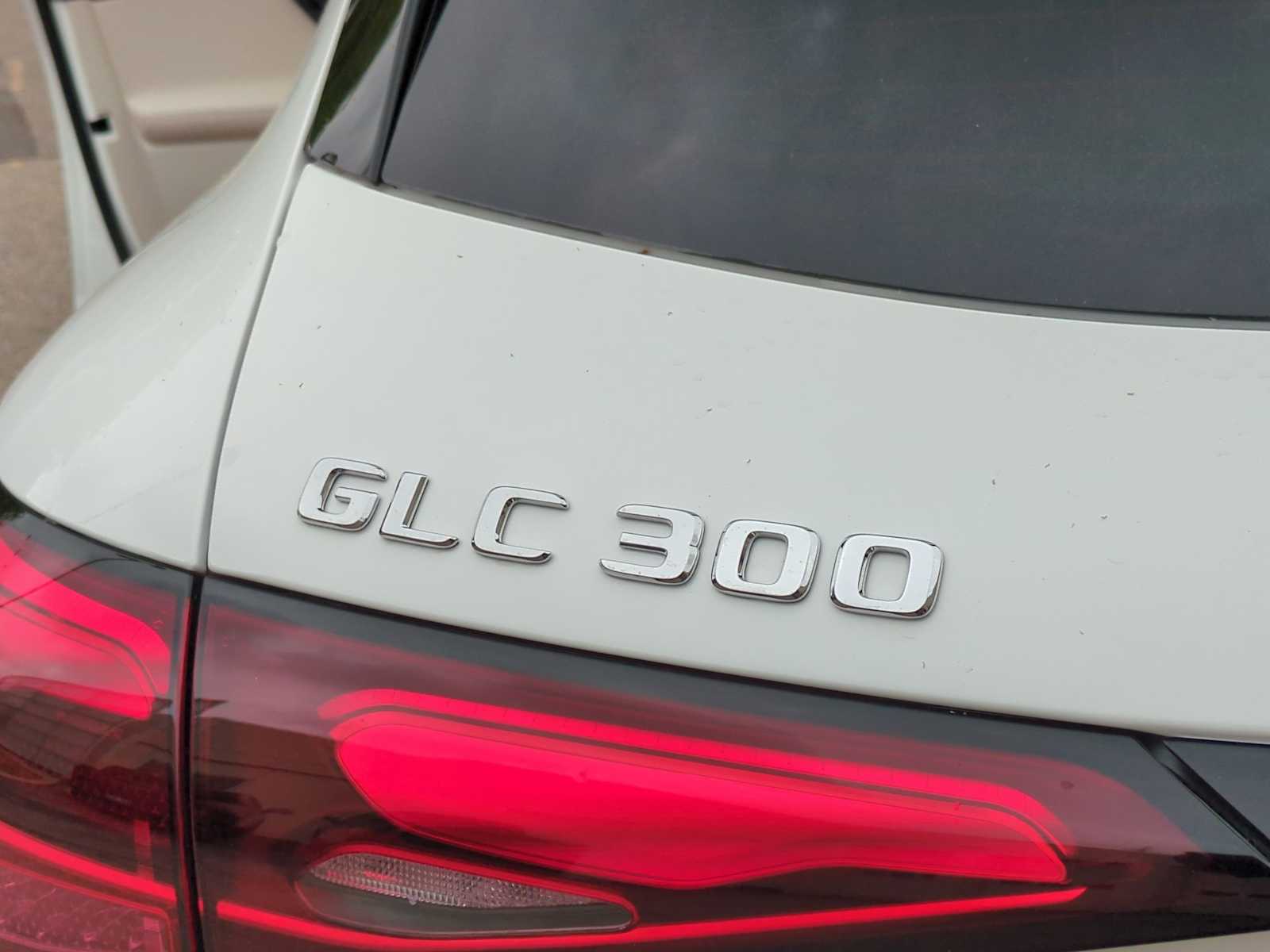 Thumbnail: 2025 Mercedes-Benz GLC - 13