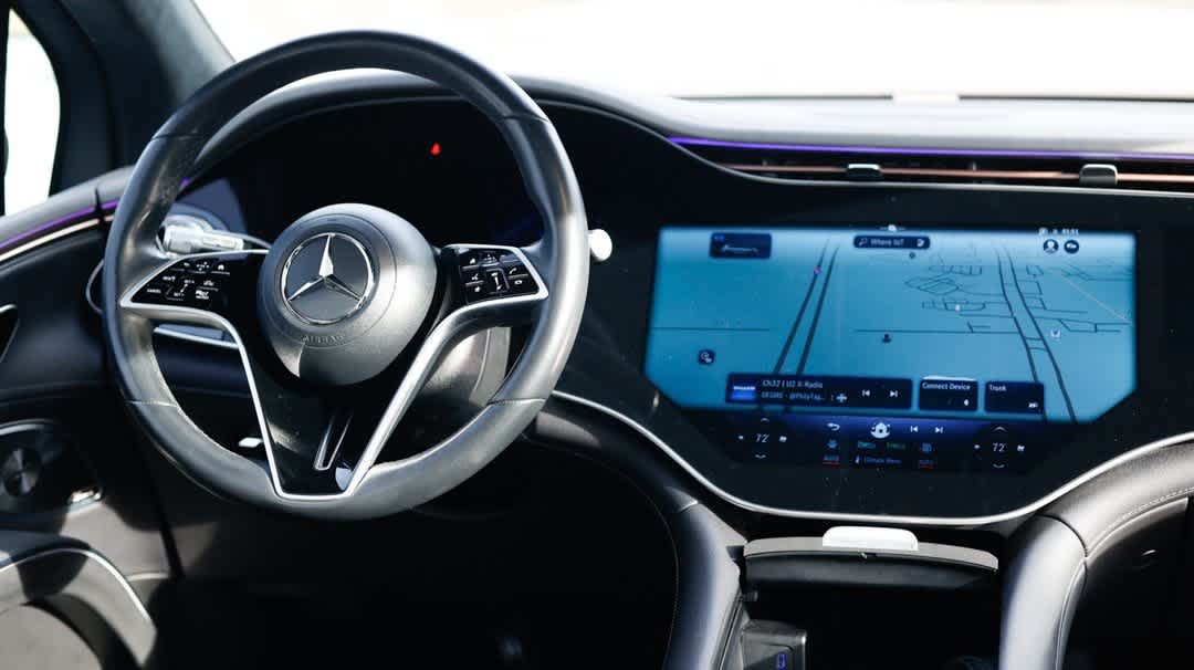 Thumbnail: 2023 Mercedes-Benz EQS - 18