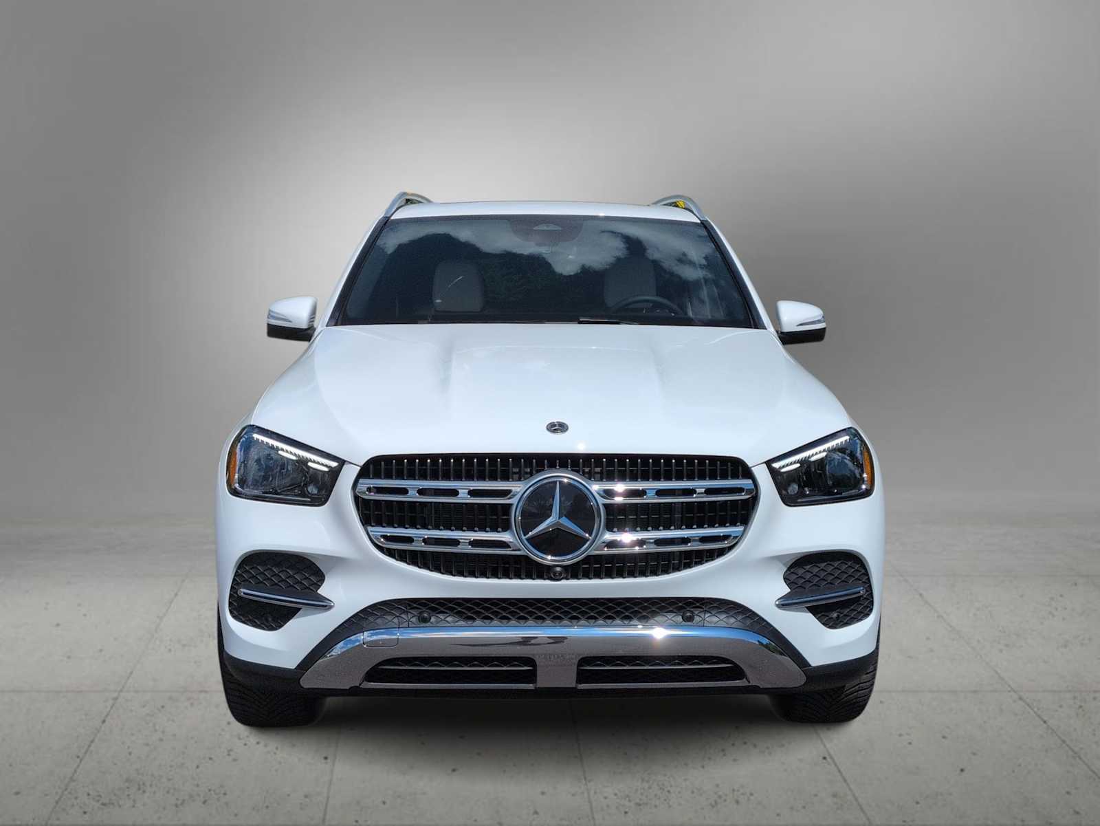 Thumbnail: 2026 Mercedes-Benz GLE - 3