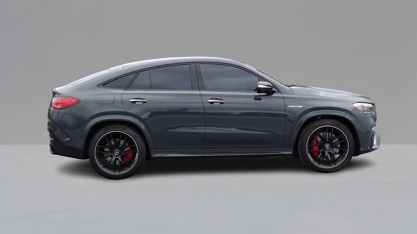 Thumbnail: 2025 Mercedes-Benz GL-Class - 4