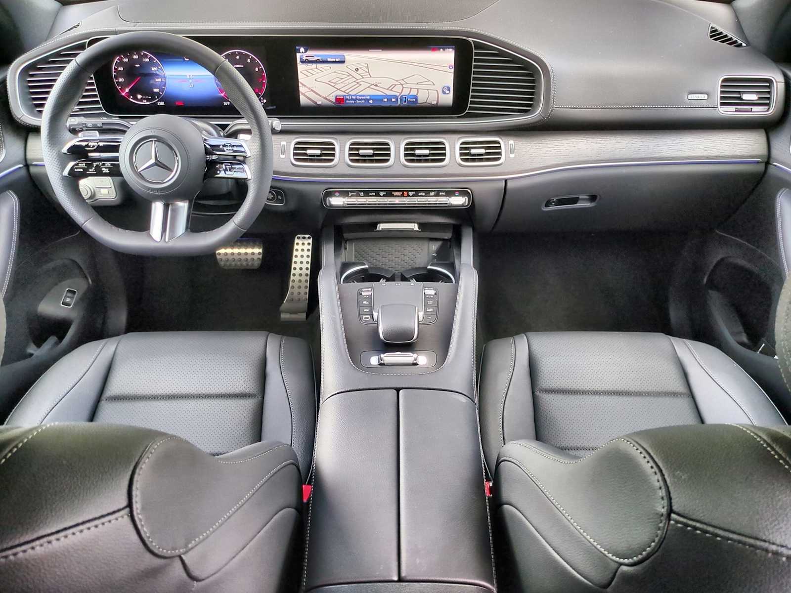 Thumbnail: 2025 Mercedes-Benz GLS - 16