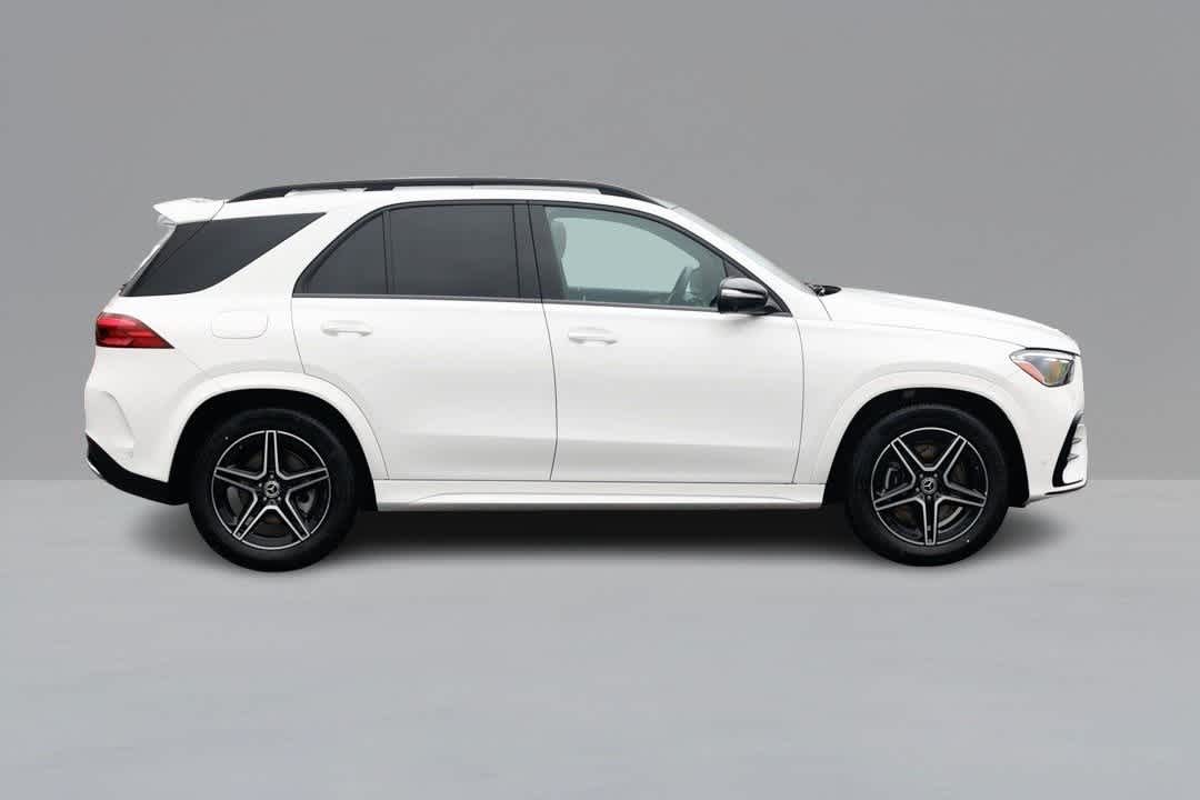 Thumbnail: 2026 Mercedes-Benz GLE - 4