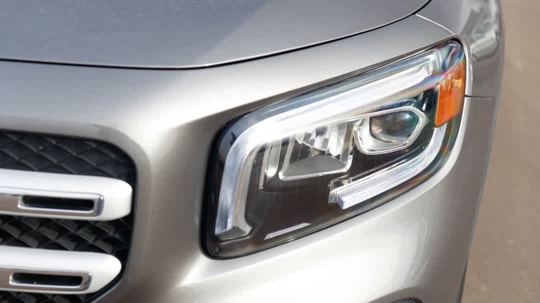 Thumbnail: 2022 Mercedes-Benz GLB - 10