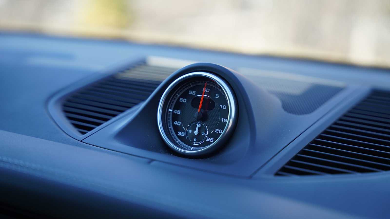 Thumbnail: 2021 Porsche Macan - 20