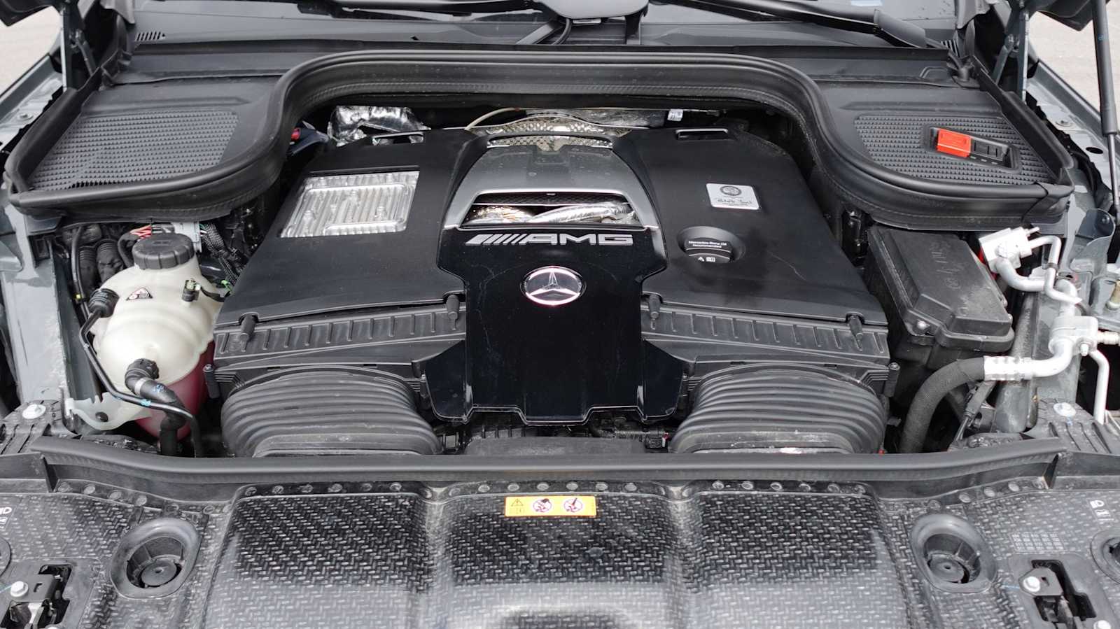 Thumbnail: 2025 Mercedes-Benz GL-Class - 23