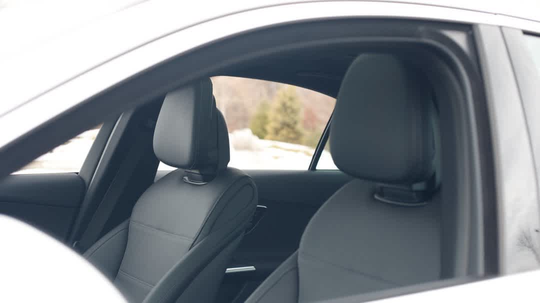 Thumbnail: 2024 Mercedes-Benz C-Class - 17