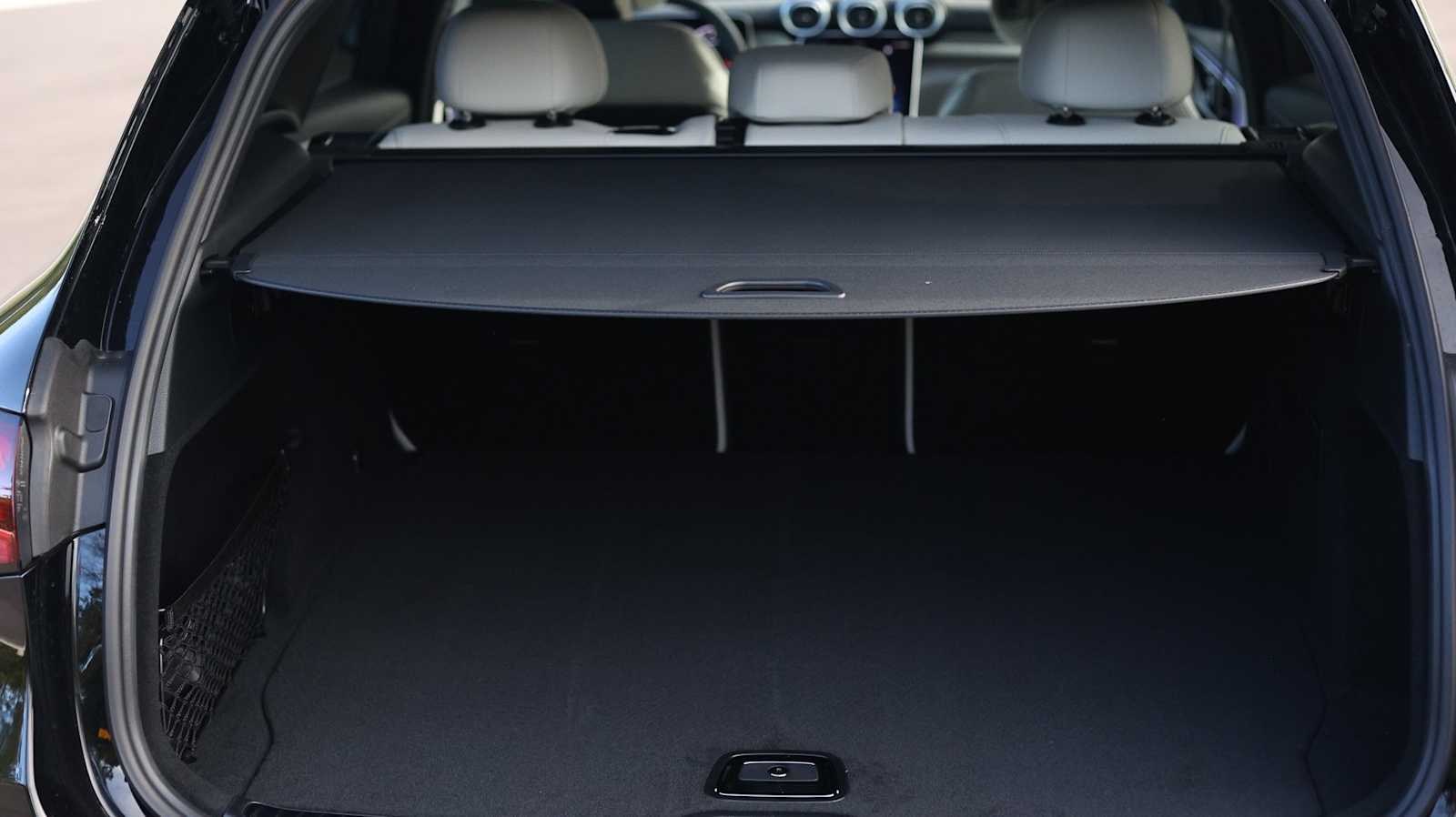 Thumbnail: 2026 Mercedes-Benz GLC - 17