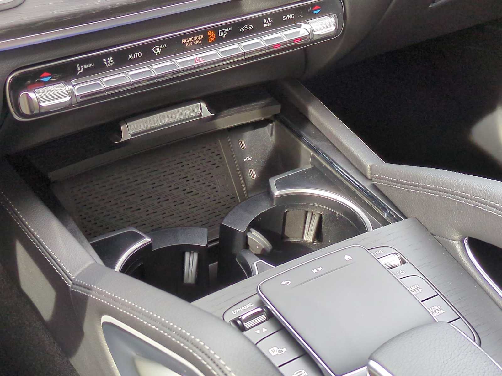 Thumbnail: 2025 Mercedes-Benz GLE - 33