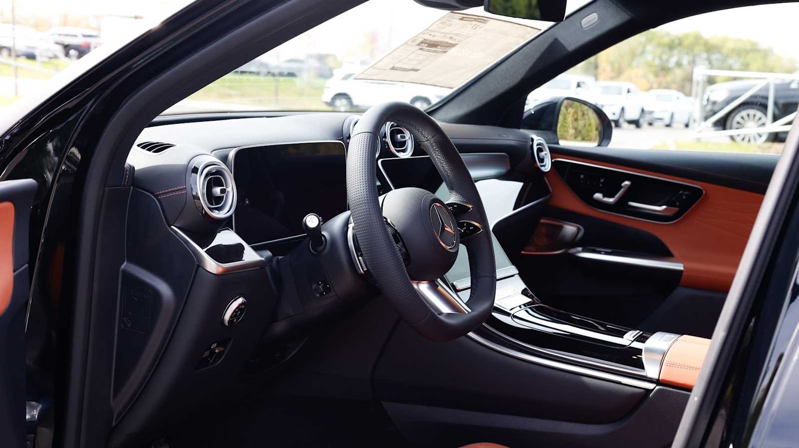 Thumbnail: 2026 Mercedes-Benz GLC - 25